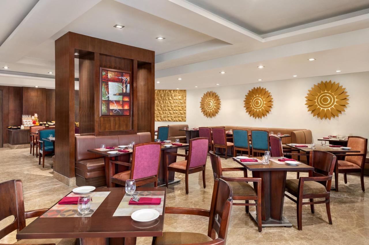 Ramada By Wyndham Jaipur North Hotell Eksteriør bilde