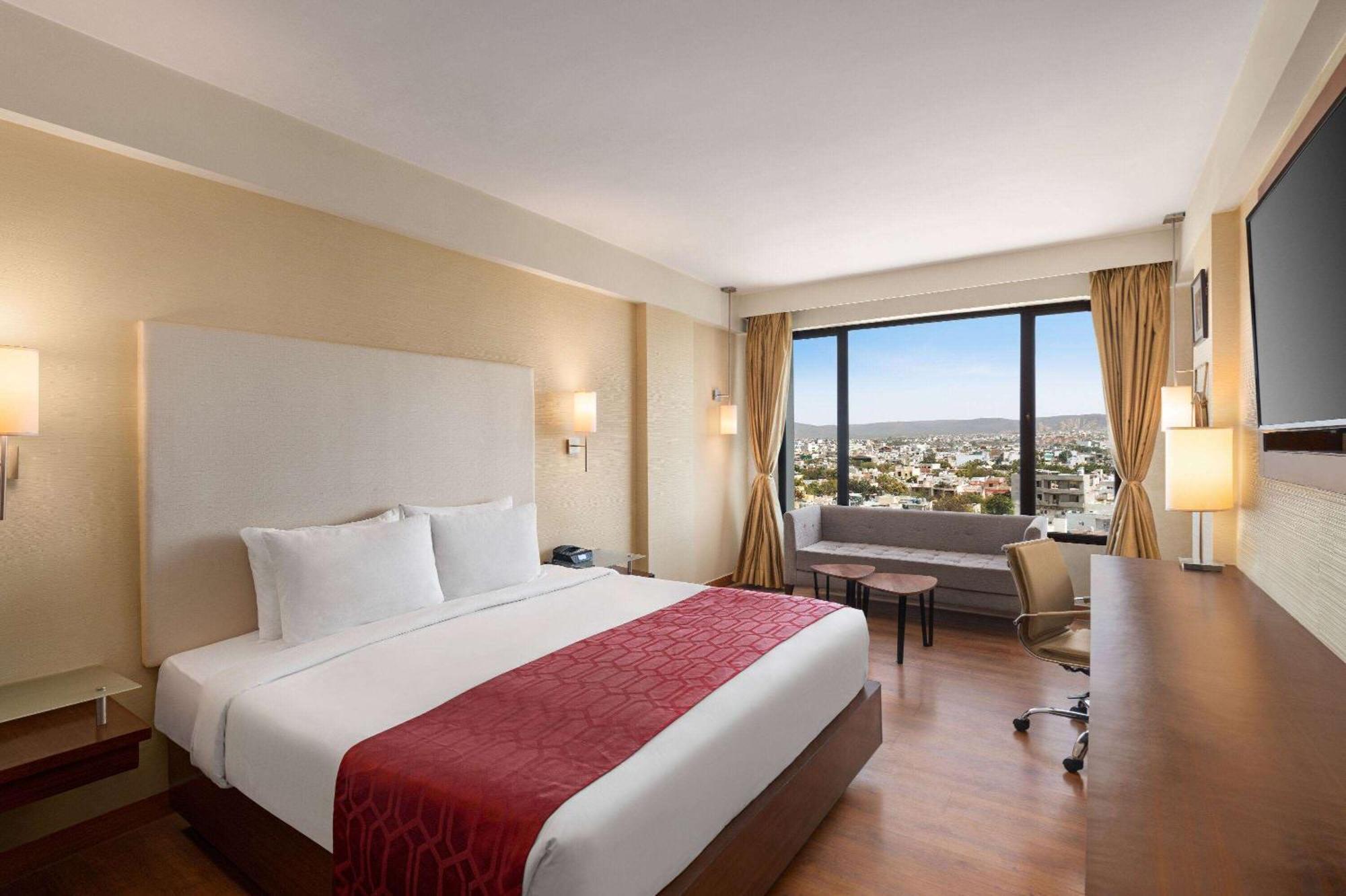 Ramada By Wyndham Jaipur North Hotell Eksteriør bilde